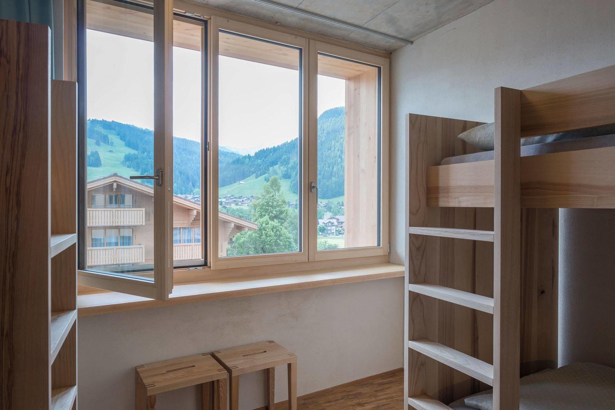 Saanen Gstaad Youth Hostel Ngoại thất bức ảnh