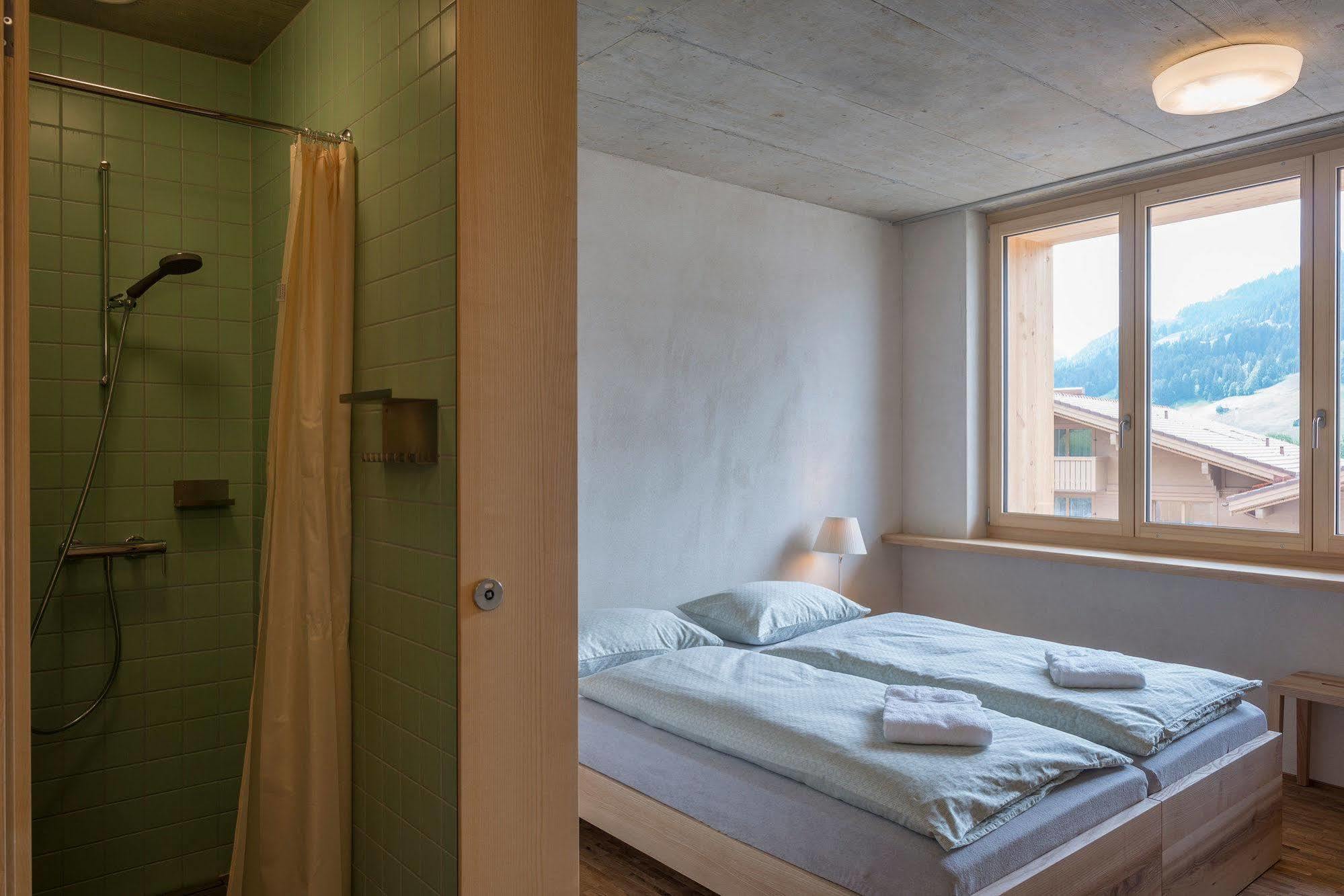 Saanen Gstaad Youth Hostel Ngoại thất bức ảnh